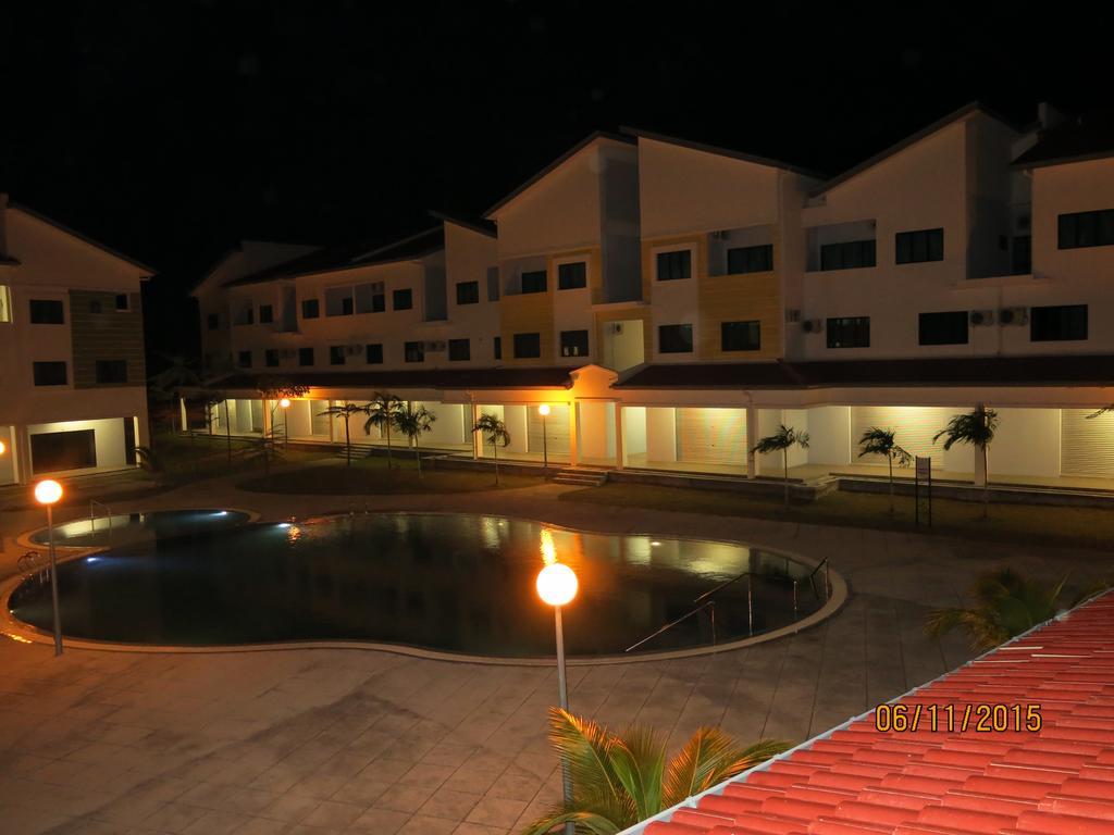 Pangkor Lot 10 Vacation Studio パンコール エクステリア 写真